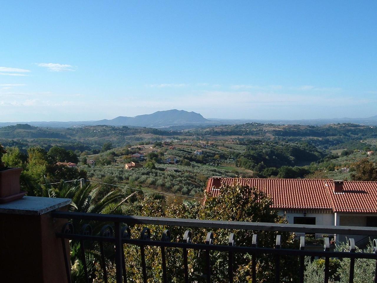 Вилла L'Uliveto Montebuono  Экстерьер фото